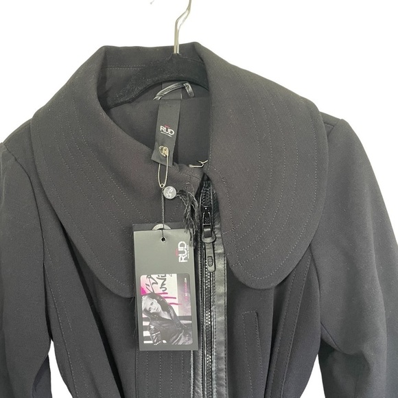 Rud Styled Rudsak Winter Coat Size Small Minimalist Capsule Classy NWT - Picture 3 of 16